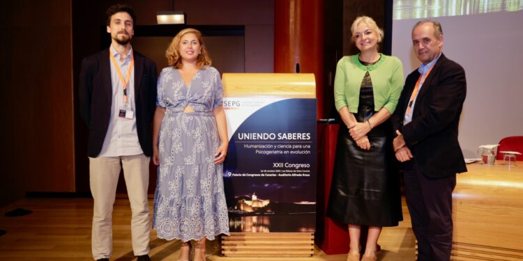 Monzón participa en la apertura del XXII Congreso de la Sociedad Española de Psicogeriatría