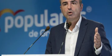 El PP de Canarias, a favor del visado por puntos y de que los inmigrantes «acepten las reglas»
