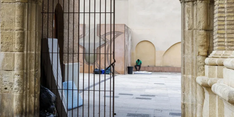 Las personas sin hogar podrán conocer en Canarias los recursos disponibles con una aplicación para el móvil