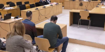 Dos policías locales de Tenerife confiesan que se quedaron 83.000 euros de multas cobradas en efectivo