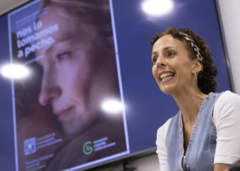 Una paciente de cáncer de mama dice que ha sobrevivido y ahora le gustaría «empezar a vivir»