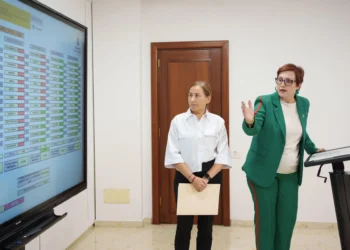 El Gobierno de Canarias dice que ha reducido a la mitad el tiempo de tramitación de la dependencia