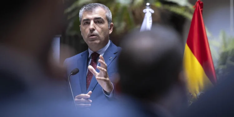 El Gobierno de Canarias defiende la diversificación económica y alerta de un futuro frenazo del PIB