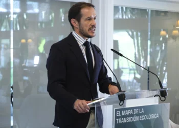 La lucha contra el cambio climático, una prioridad para el 65 % de la población de Canarias