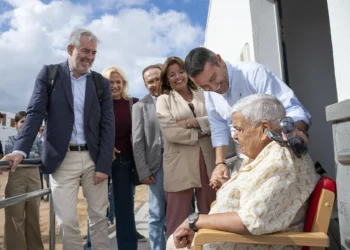 Clavijo echa en falta «más diligencia» del Estado para atender a los menores solicitantes de asilo