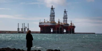 El Estado deberá indemnizar con 18 millones a Enagás por las regasificadoras que no pudo instalar en Canarias