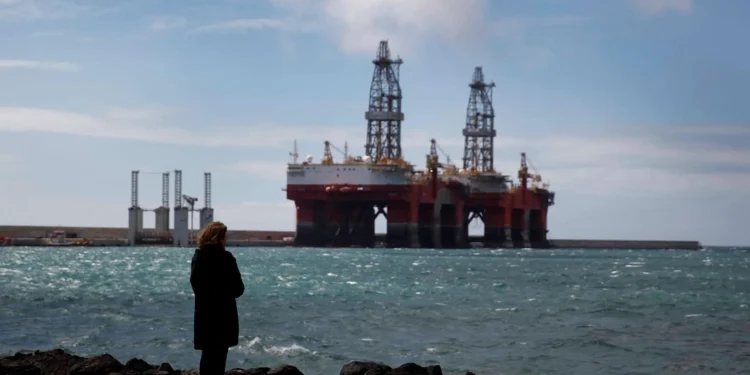 El Estado deberá indemnizar con 18 millones a Enagás por las regasificadoras que no pudo instalar en Canarias