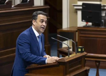 Dimite el presidente del PP de El Hierro, tras la crisis de su grupo en el Cabildo y los ayuntamientos