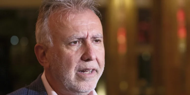 El Gobierno entiende que Canarias exija más celeridad en la acogida y cumplirá con el Supremo