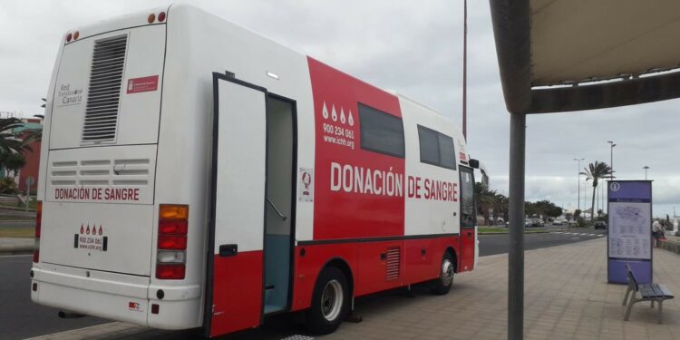 Hemodonación y Hemoterapia continúa promoviendo la donación de sangre entre el tejido empresarial de las islas