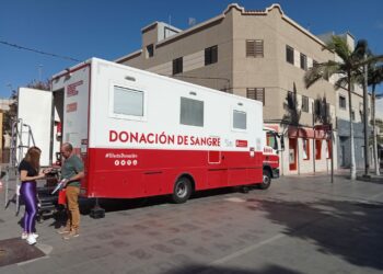 Una unidad móvil del SCS acerca la donación de sangre a Vecindario