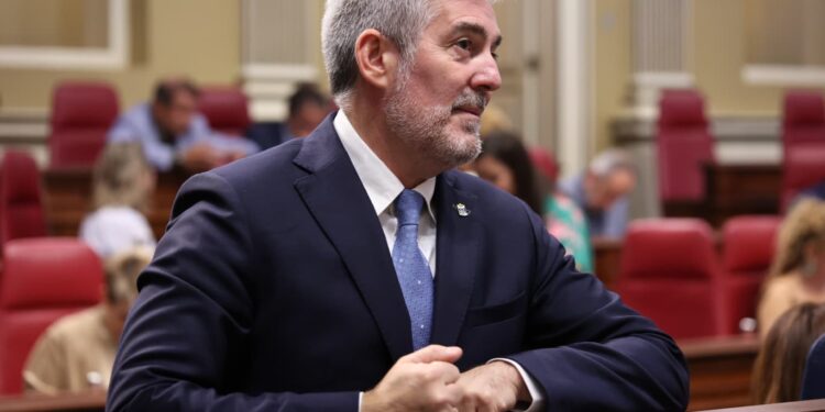 Fernando Clavijo reivindica que el Gobierno de Canarias “está haciendo en vivienda lo que otros no hicieron”