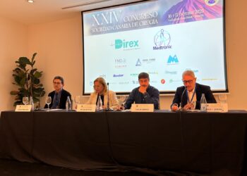 El Hospital La Candelaria reúne a casi un centenar de expertos nacionales e internacionales en cirugía digestiva