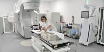 El SCS trabaja en un protocolo de actuación para largos supervivientes de cáncer