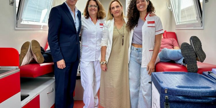 Educación se suma a una jornada de donación de sangre en su sede de Gran Canaria