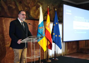 Canarias refuerza la acreditación de competencias profesionales con un foro que reúne a expertos de todo el país