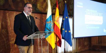 Canarias refuerza la acreditación de competencias profesionales con un foro que reúne a expertos de todo el país