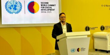 Canarias plantea en Doha un gran pacto entre regiones insulares para abordar los retos sociales