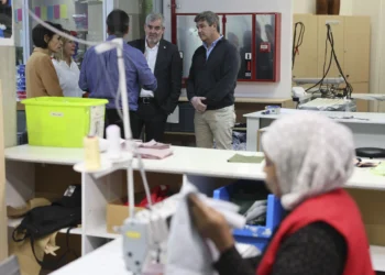 Euskadi y Canarias piden permisos temporales de trabajo para los migrantes que hacen formación