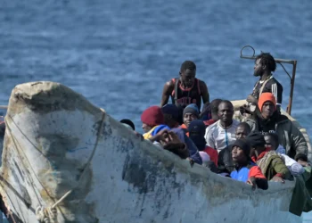 La Justicia ampara a un menor de Gambia que fue tratado como adulto a pesar de su pasaporte