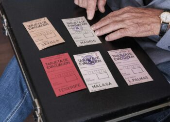 Operación Golondrina: El regreso del Sáhara de miles de canarios que no pensaban volver