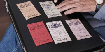 Operación Golondrina: El regreso del Sáhara de miles de canarios que no pensaban volver