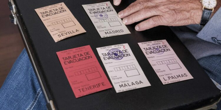 Operación Golondrina: El regreso del Sáhara de miles de canarios que no pensaban volver