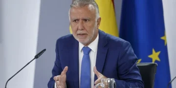 Torres denuncia un ataque difamatorio en su contra y demandará a Víctor de Aldama