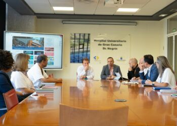 El SCS pone en marcha el sistema de recordatorio de citas de consultas hospitalarias vía SMS en el Hospital Doctor