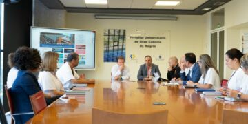 El SCS pone en marcha el sistema de recordatorio de citas de consultas hospitalarias vía SMS en el Hospital Doctor