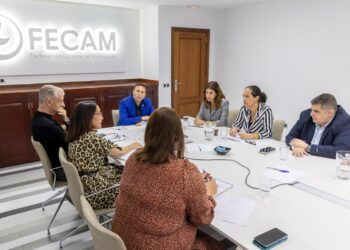El SCE financia con 37 millones de euros el Programa de Empleo Social 2025-2026 de la Fecam
