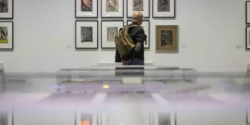 La cara menos conocida de Óscar Domínguez como grabador e ilustrador se expone en el TEA