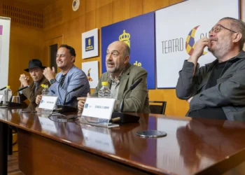 Piedra Pómez presenta en el Cuyás los productos de belleza de su laboratorio «Yomematotoa»