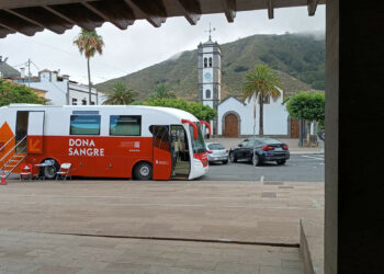 El SCS habilita desde hoy en Tegueste una unidad móvil de donación de sangre
