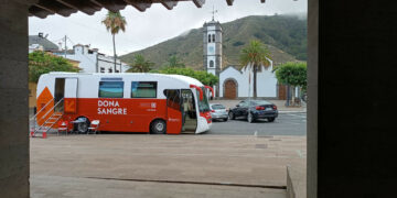 El SCS habilita desde hoy en Tegueste una unidad móvil de donación de sangre