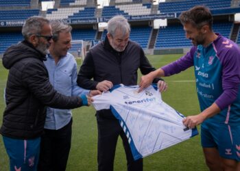 Clavijo destaca el esfuerzo del CD Tenerife para devolver al club a Segunda División