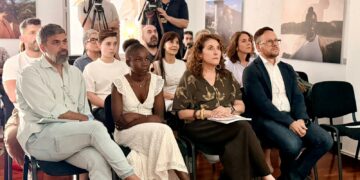 El Gobierno de Canarias presenta ‘La hija del viento’, la voz valiente de una niña que cruzó el mar para ser libre