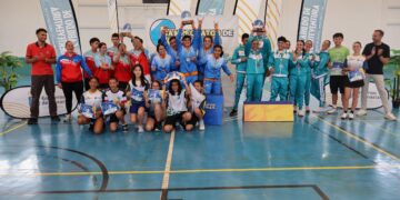 Tenerife revalida el título autonómico de bádminton en los Campeonatos de Canarias en Edad Escolar