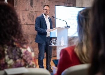 El Gobierno y la Universidad de La Laguna presentan una estrategia para abordar los retos del envejecimiento