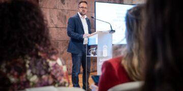 El Gobierno y la Universidad de La Laguna presentan una estrategia para abordar los retos del envejecimiento