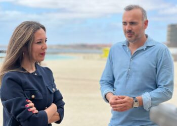 Turismo adjudica la instalación de dieciséis refugios climáticos inteligentes en varios municipios de Canarias