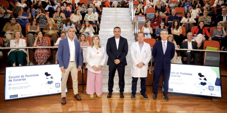 El SCS congrega a unas 300 personas en el II Congreso de la Escuela de Pacientes de Canarias