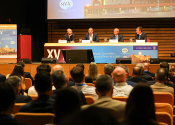 El SCS expone en un congreso nacional sus avances en electromedicina y salud digital