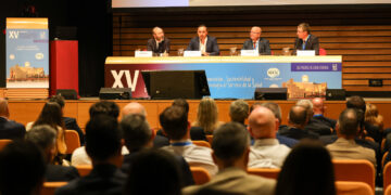 El SCS expone en un congreso nacional sus avances en electromedicina y salud digital