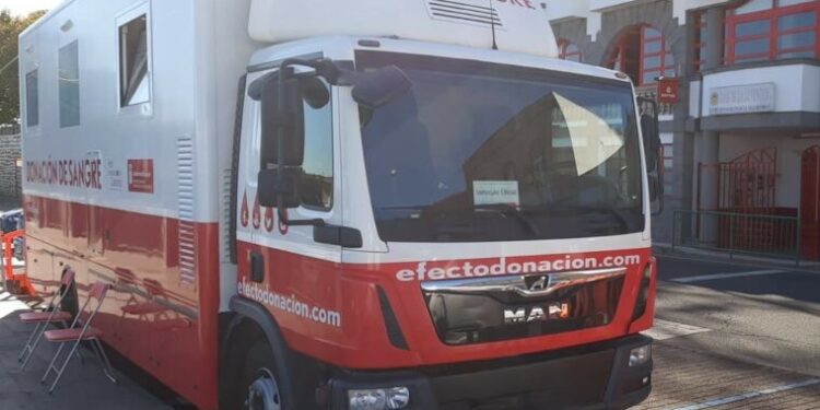 Una unidad móvil de donación de sangre está operativa desde hoy en Firgas