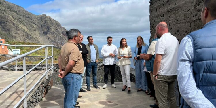 Turismo refuerza la recuperación del patrimonio con la Casa del Folclore de Sabinosa en El Hierro
