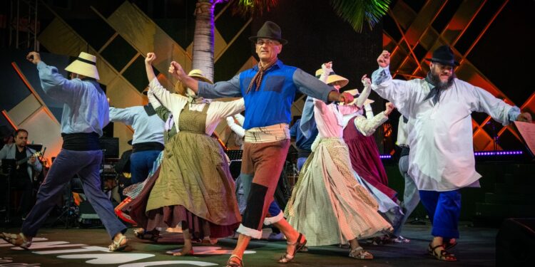 ‘Voces de la Tradición’ reúne en La Palma música y danza por el Mes de Canarias
