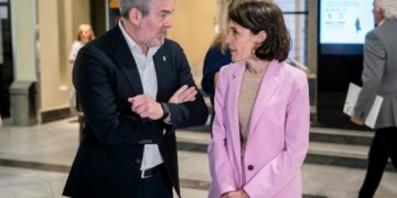 Canarias y Euskadi alertan de las lagunas del Pacto Europeo de Migración a una semana de que entre en vigor