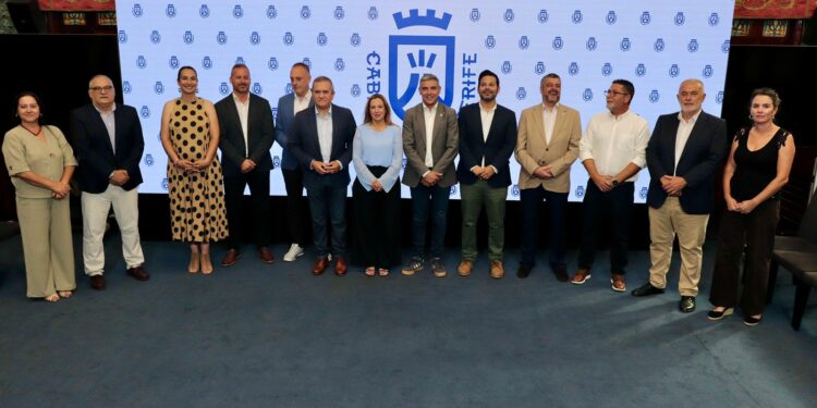 El Gobierno de Canarias y los Cabildos refuerzan la coordinación para impulsar el sector primario de las islas