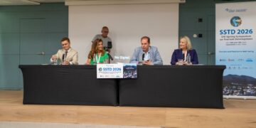 Canarias presenta ante expertos internacionales un modelo turístico centrado en el bienestar ciudadano